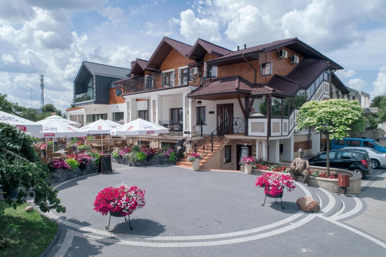 Hotel & Restauracja Gniecki Hrubieszow Exterior photo