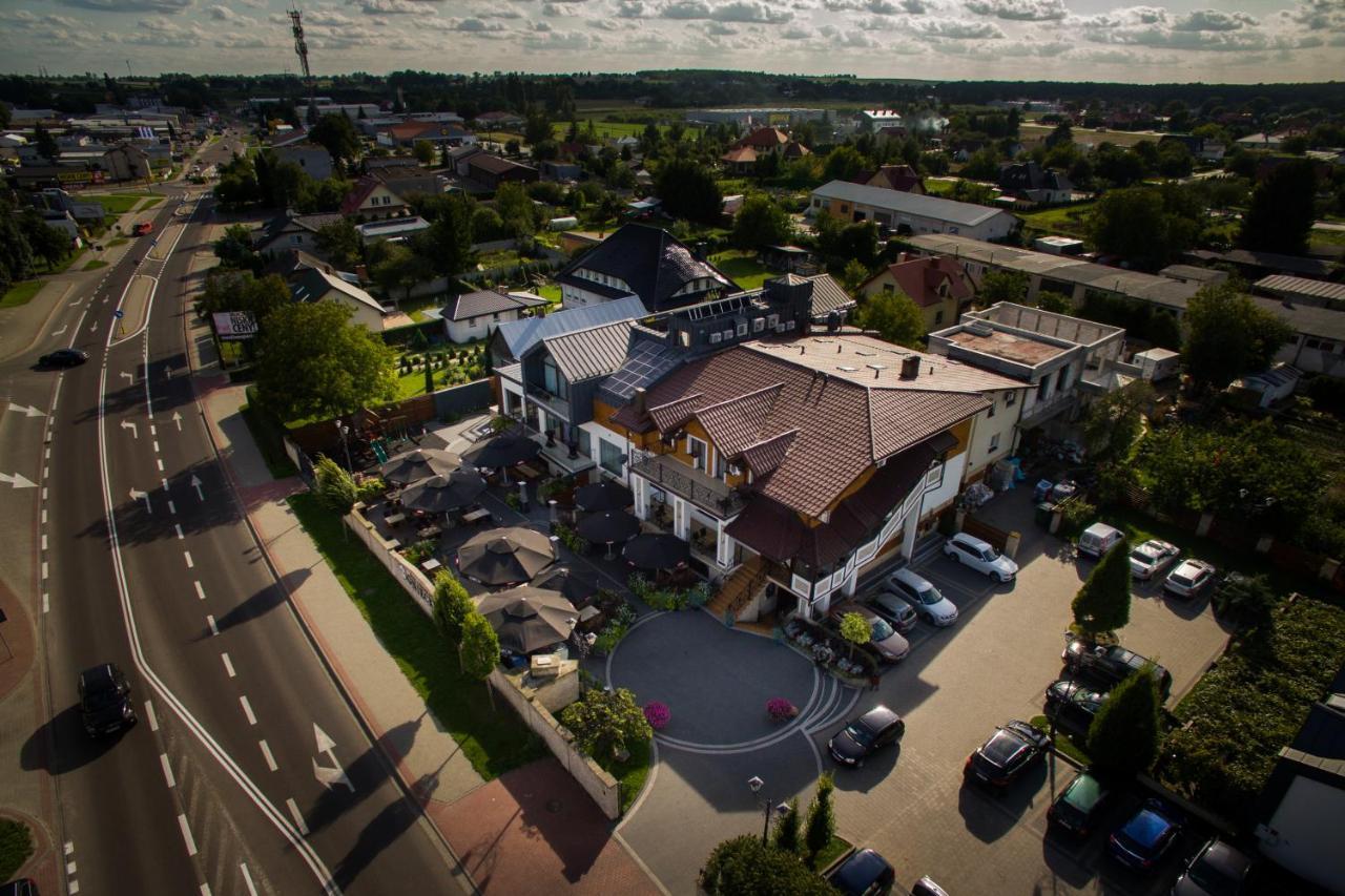 Hotel & Restauracja Gniecki Hrubieszow Exterior photo